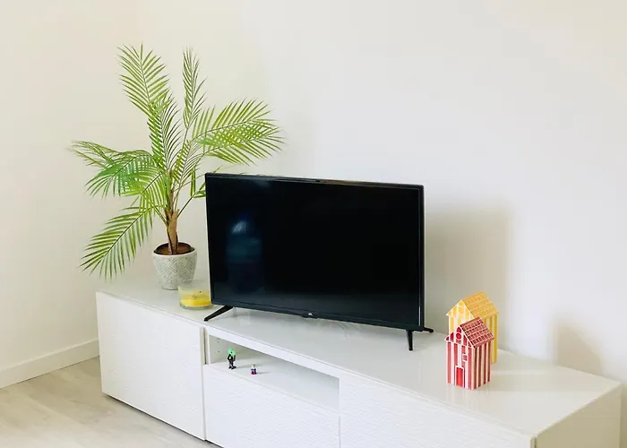 So Close To The Centre *